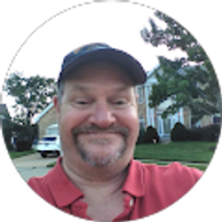 Profile photo of Daniel Roth