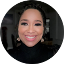 Profile photo of Yolenny Holguin