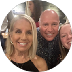 Profile photo of Linda Perloff