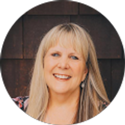 Profile photo of Bonnie Adams