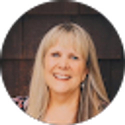 Profile photo of Bonnie Adams