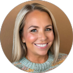 Profile photo of Heather Schragg