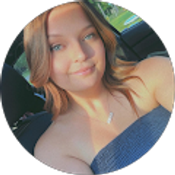 Profile photo of Kelsey Edwards