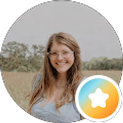 Profile photo of Alexandra Simmons