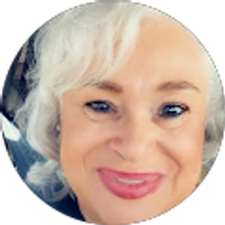 Profile photo of Gloria Clarke