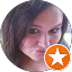 Profile photo of Lauren Deloach