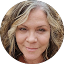 Profile photo of Genni Ramos