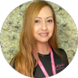 Profile photo of Lorraine Ponce