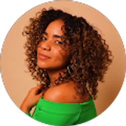 Profile photo of Valerie Diaz