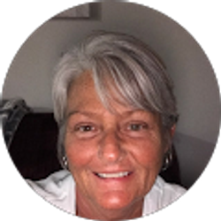 Profile photo of Leah Wiseman