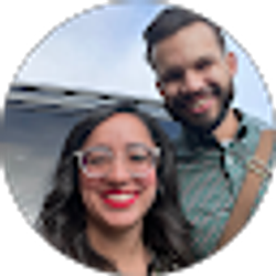 Profile photo of Alexis & Cassidy