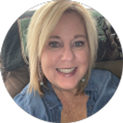 Profile photo of Kim Sweitzer