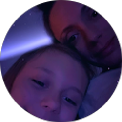 Profile photo of Niki Thomen