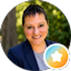Profile photo of Stephanie McCready