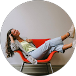 Profile photo of Emily Cummings