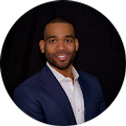 Profile photo of Darren Raymond