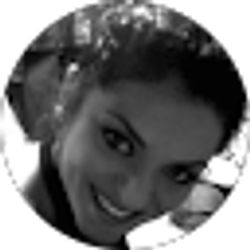 Profile photo of Veronica Q