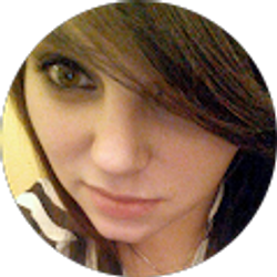 Profile photo of Kelli Wallace