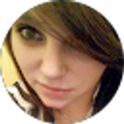 Profile photo of Kelli Wallace