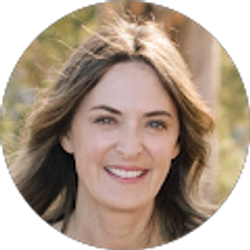 Profile photo of Sarah Singleton