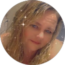 Profile photo of april whitmire