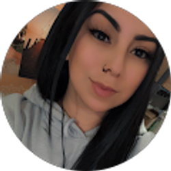 Profile photo of chrystal carmona