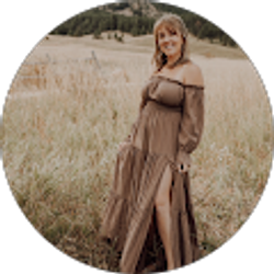 Profile photo of Leah Foster