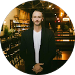 Profile photo of Justin Lavenue