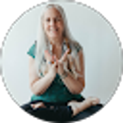 Profile photo of Julie Hoffman