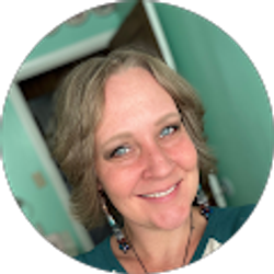 Profile photo of Lindsay Spencer