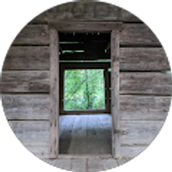 Profile photo of Courtney McIntyre