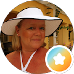 Profile photo of Sandy Jones