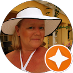 Profile photo of Sandy Jones