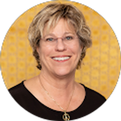 Profile photo of julie brooks