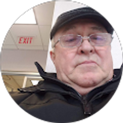 Profile photo of Luis Guillermo Lopez