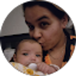 Profile photo of Zoey Holt