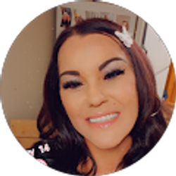 Profile photo of Beth Russell