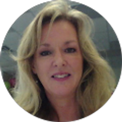 Profile photo of Vicki Harwell