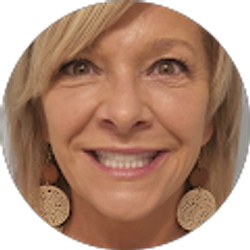 Profile photo of Kelly Radford