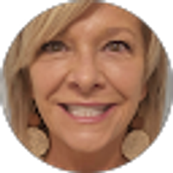 Profile photo of Kelly Radford