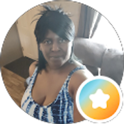 Profile photo of Cindy Bell