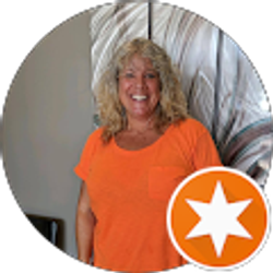 Profile photo of Holli Branham