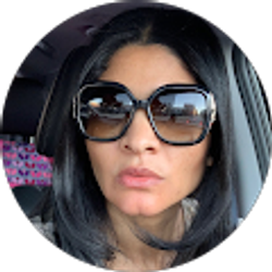 Profile photo of Mayra Givens