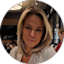 Profile photo of Leslie Szklarczyk