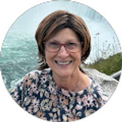 Profile photo of Carolyn Higgins