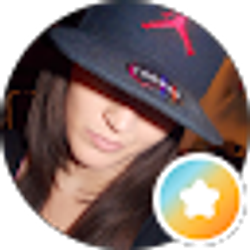 Profile photo of Ashley Crossen