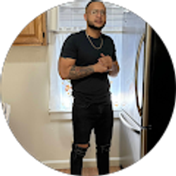 Profile photo of Sandi Sarante