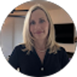 Profile photo of Kim Stiles