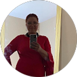 Profile photo of shelley whigham