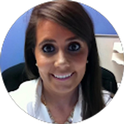 Profile photo of Lynne Dessert